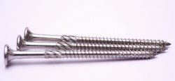 Flat head wood screw socket with serration SS 304